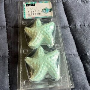NWT Hallu Sea Salt Citrus Mermaid Bath Bombs
